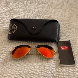 Ray-Ban Gold Aviator Sunglasses